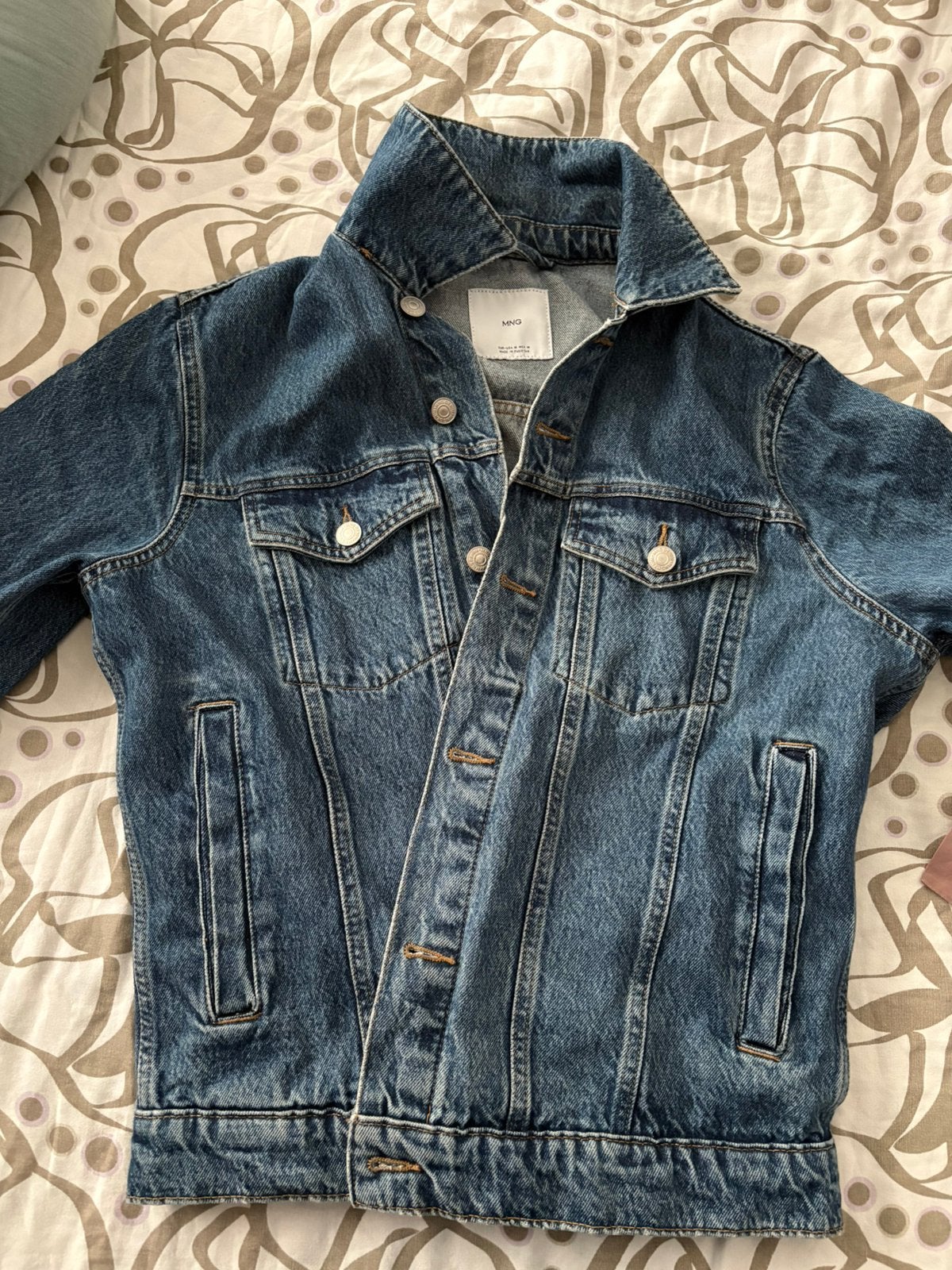 Veste Jeans taille M (Mango), Enlèvement