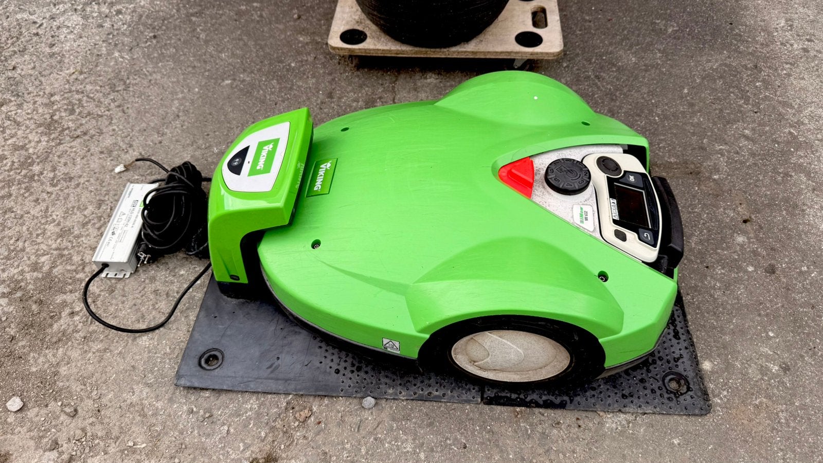 Robot tondeuse Viking Imow MI632, Enlèvement, Utilisé, Avec capteur de pluie