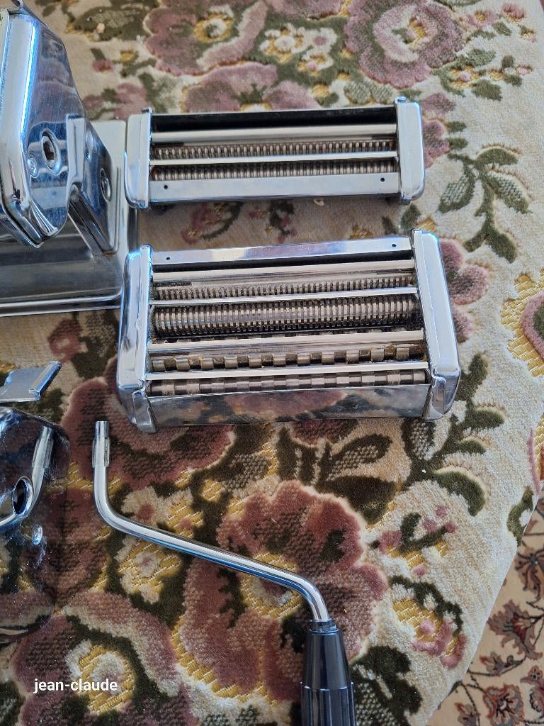 machine à pate, Enlèvement, Comme neuf, Sans minuteur