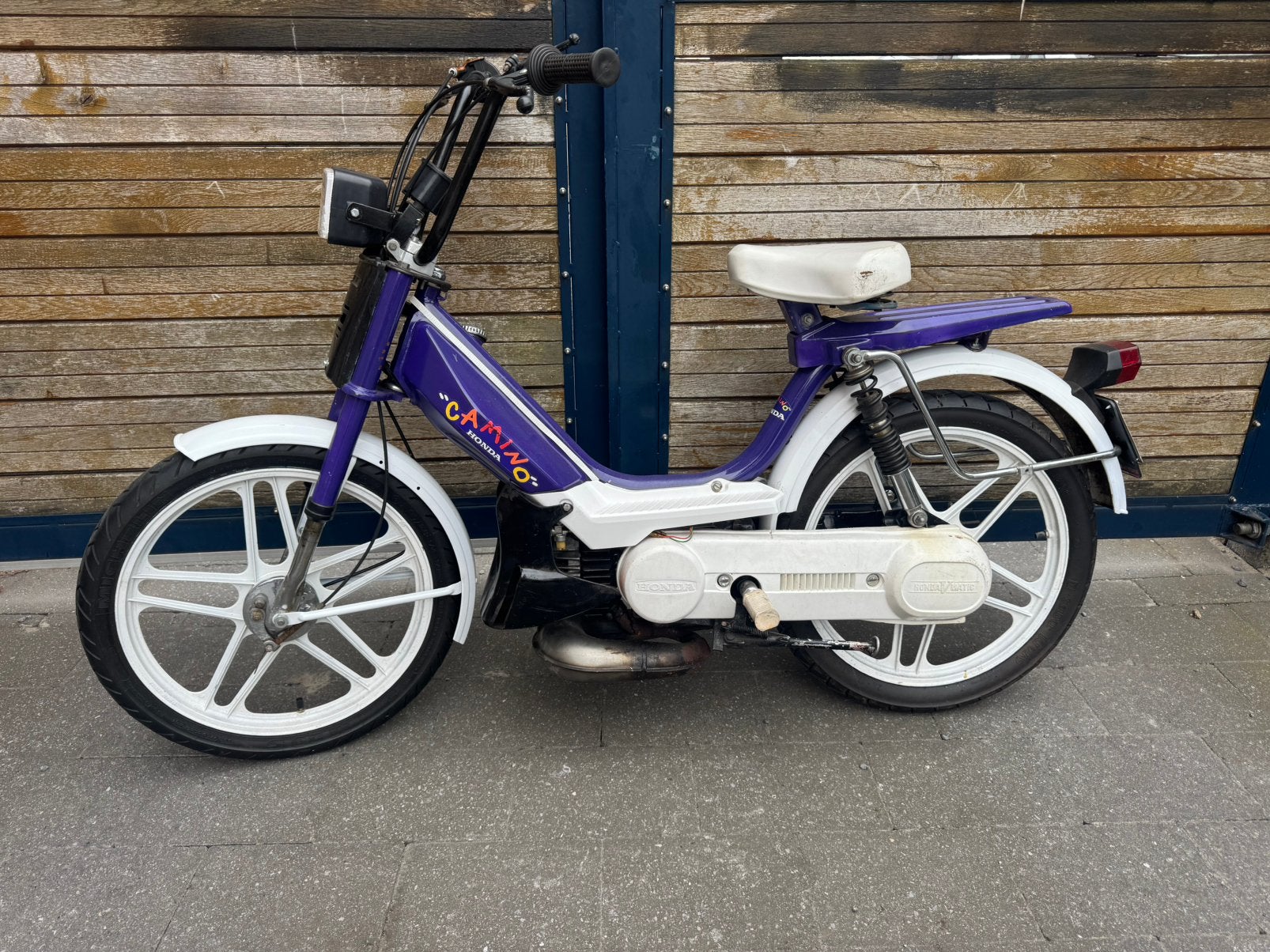 Honda camino spoiler kleur zwart, Fietsen en Brommers, Ophalen of Verzenden, Zo goed als nieuw