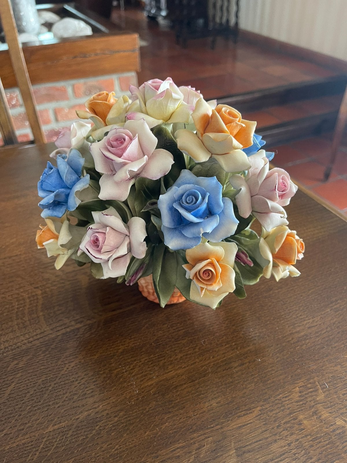 Bouquet de fleurs Capidimonte, Enlèvement