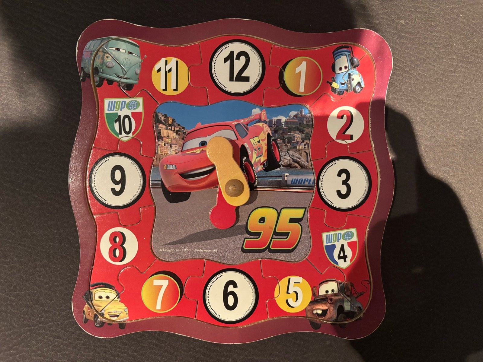 Houten klokpuzzel van cars, Ophalen of Verzenden, 10 tot 50 stukjes, Gebruikt, 4 tot 6 jaar