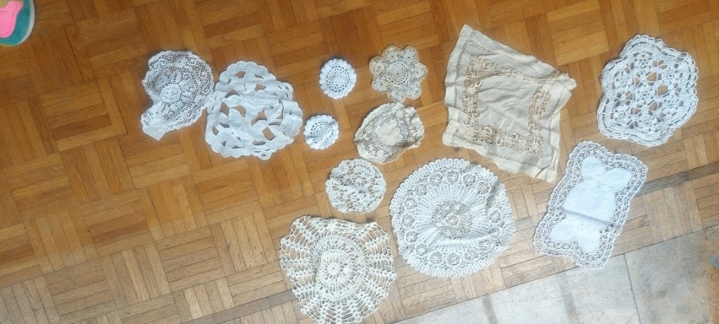 Set antieke kanten placemats, Hobby en Vrije tijd, Kantklossen, Ophalen of Verzenden, Gebruikt, Overige typen