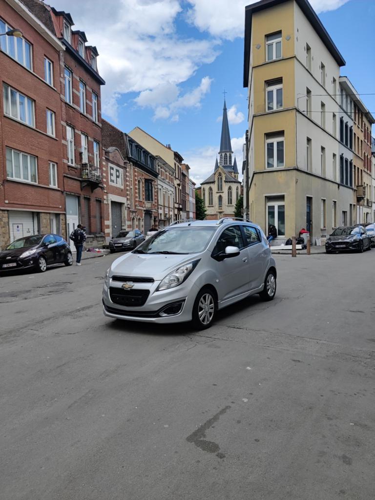 Chevrolet Spark 1.2i Euro 5b, Achterwielaandrijving, 4 cilinders, Bedrijf, Zilver of Grijs