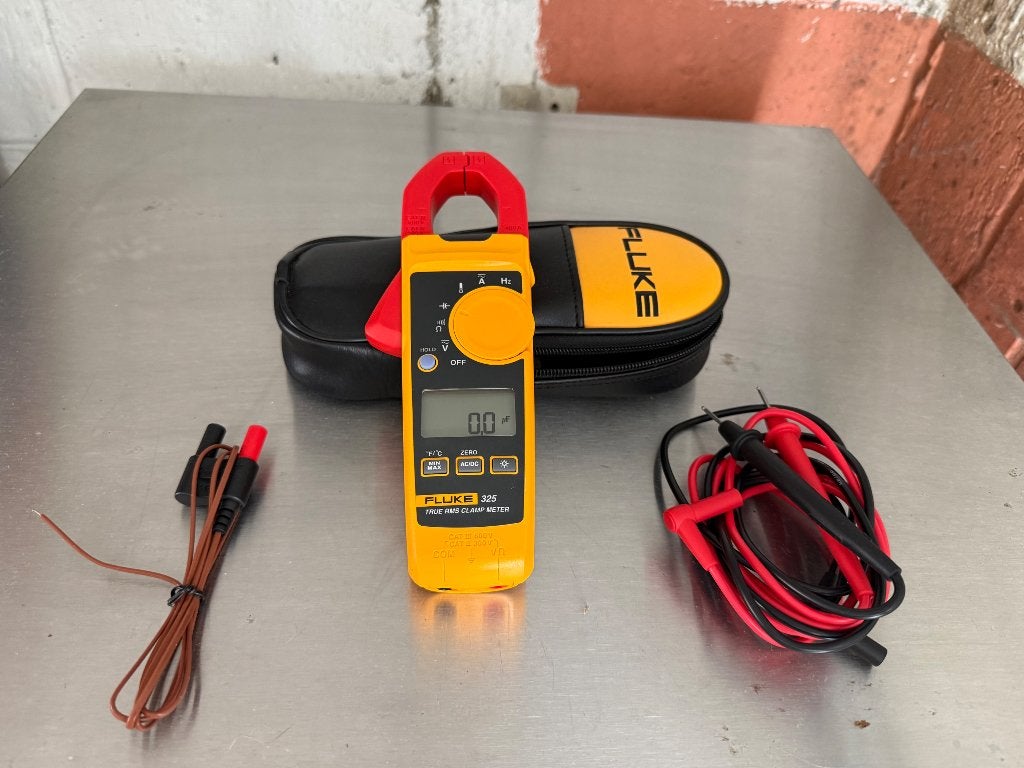 Fluke 325 RMS CLAMP meter, Doe-het-zelf en Bouw, Meetapparatuur, Ophalen, Zo goed als nieuw, Multimeter
