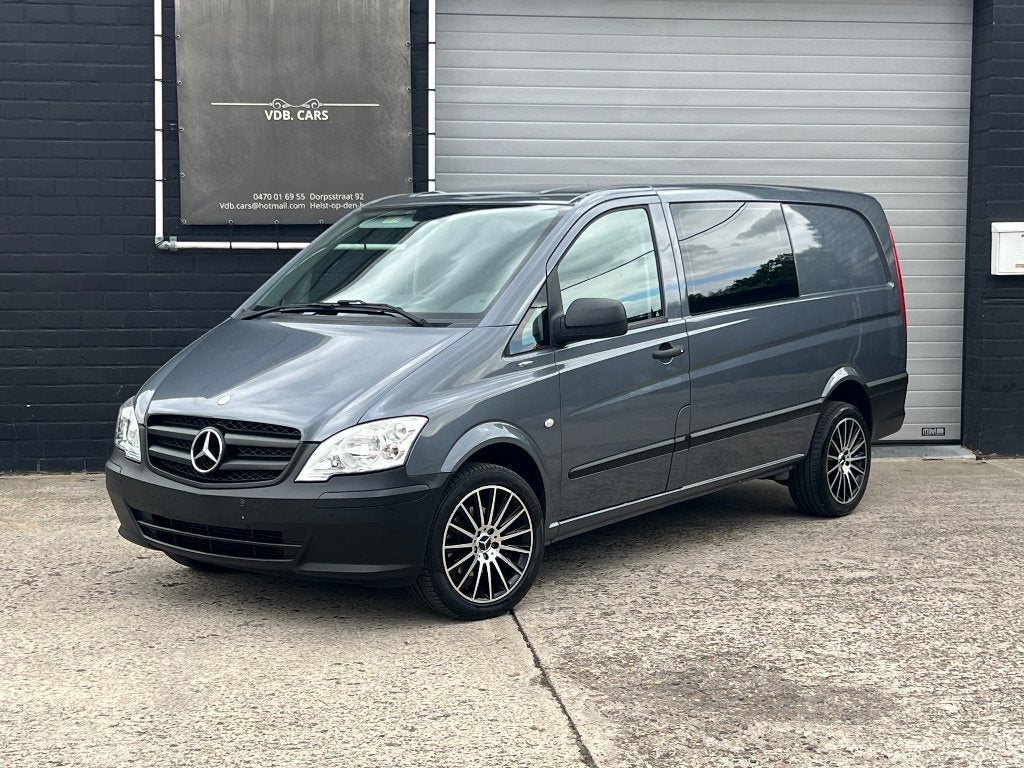 MERCEDES VITO / 82,000KM / LICHTEVRACHT / AUTOMAAT / 5ZIT, Autos, Achat, Ordinateur de bord, Entreprise, Mercedes-Benz