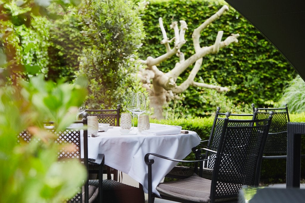 Terrasmeubilair restaurant te koop – in zeer goede staat, Tuin en Terras, Tuinsets en Loungesets, Gebruikt, Tuinset, Overige materialen