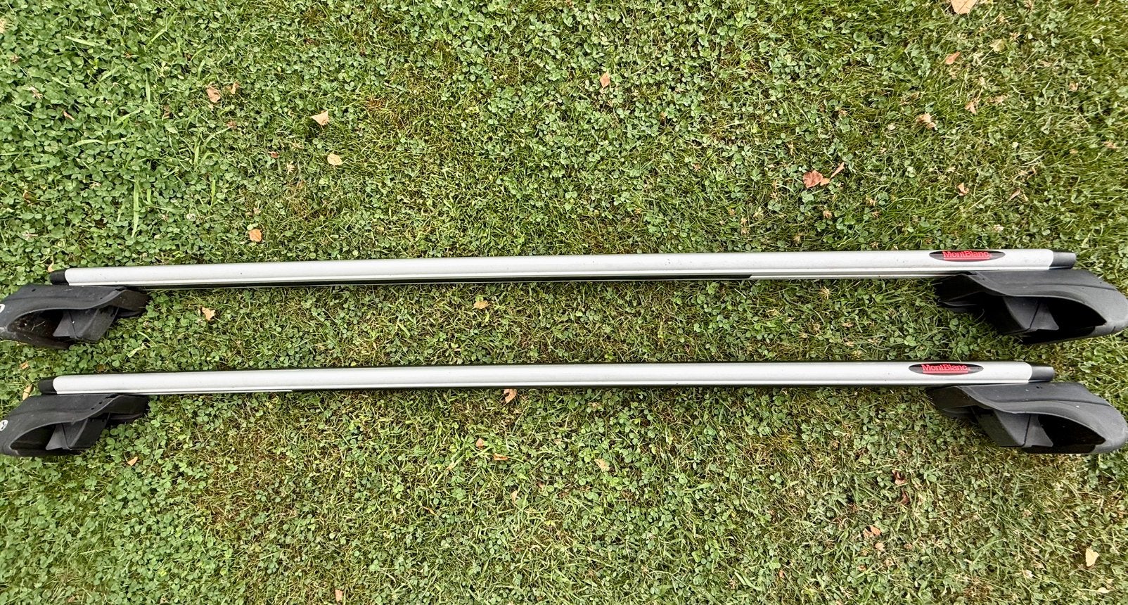 Barres de toit Mont Blanc Activa 1250 en aluminium, Auto diversen, Dakdragers, Ophalen, Zo goed als nieuw