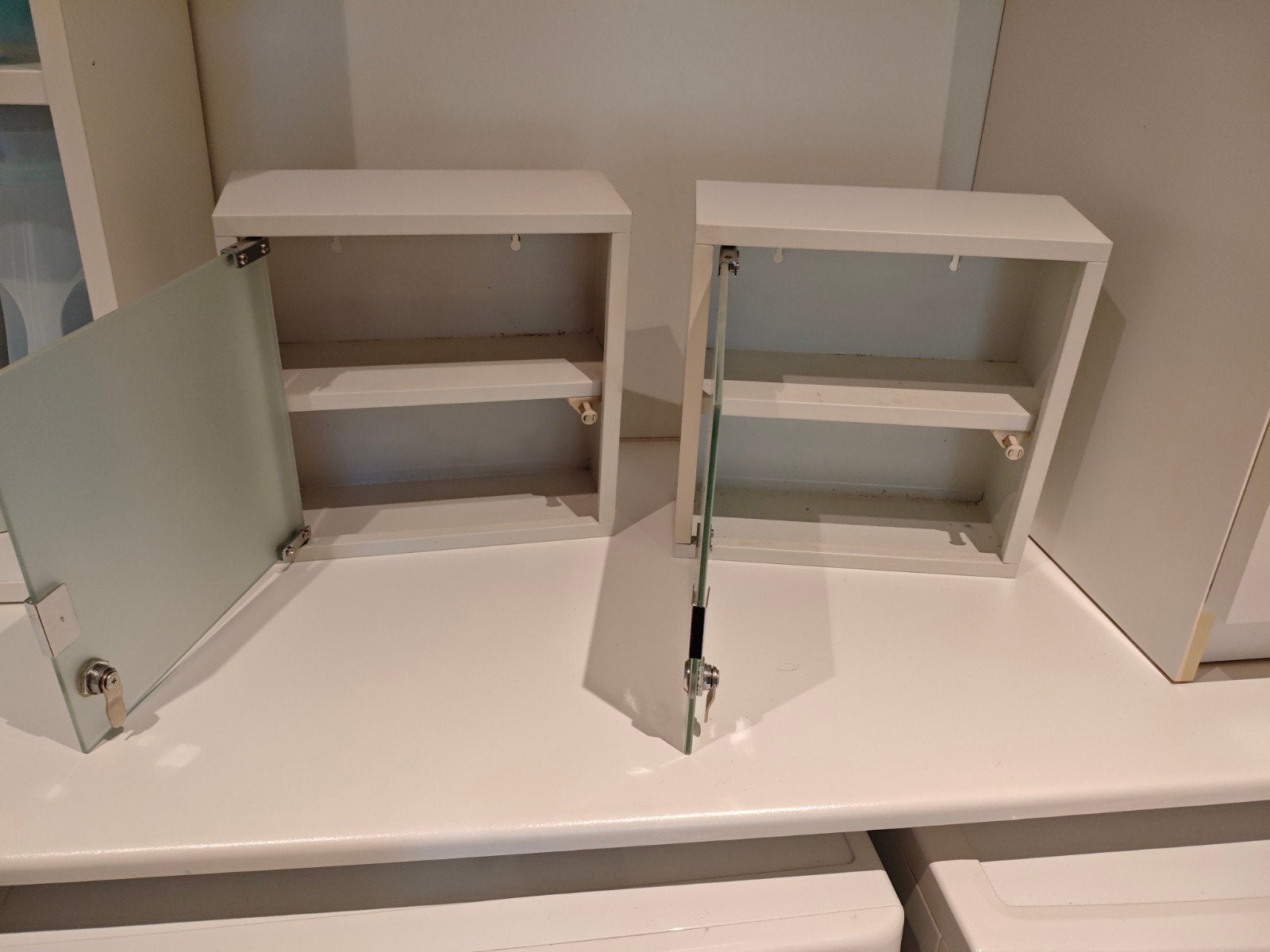2 Medicijnkastjes, Ophalen, Gebruikt