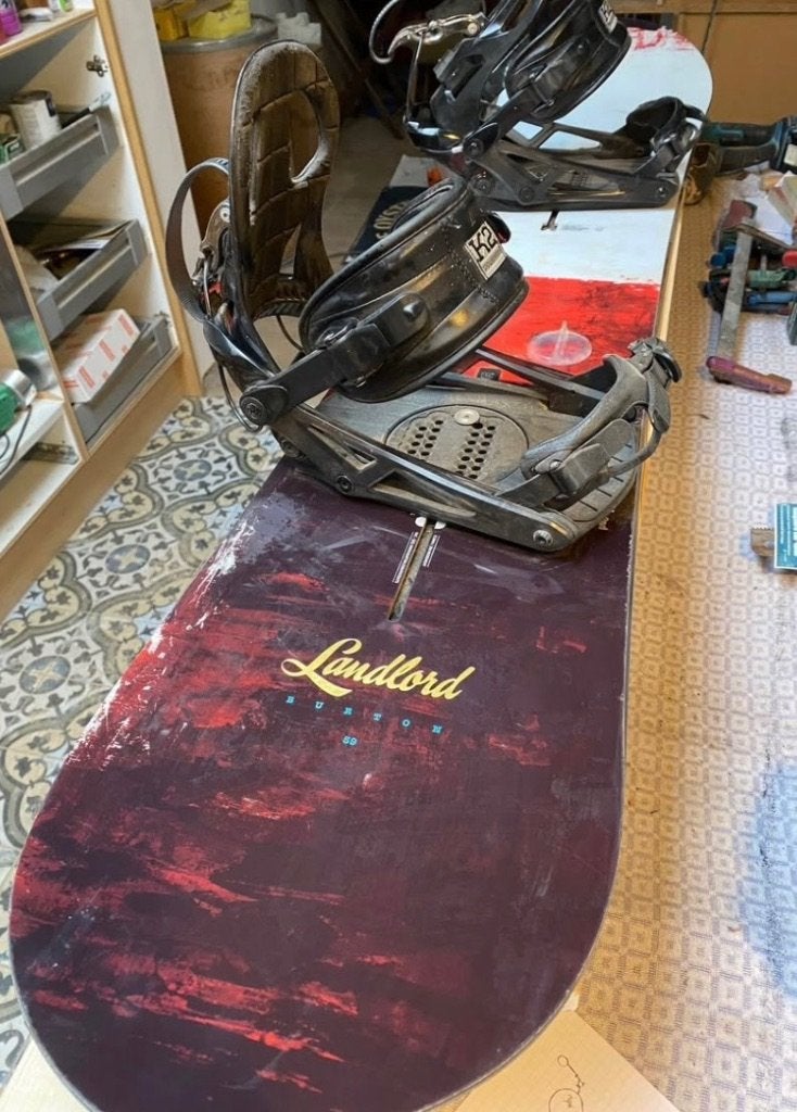 Burton landlord snowboard met bindingen, Sports & Fitness, Enlèvement, Comme neuf, Planche