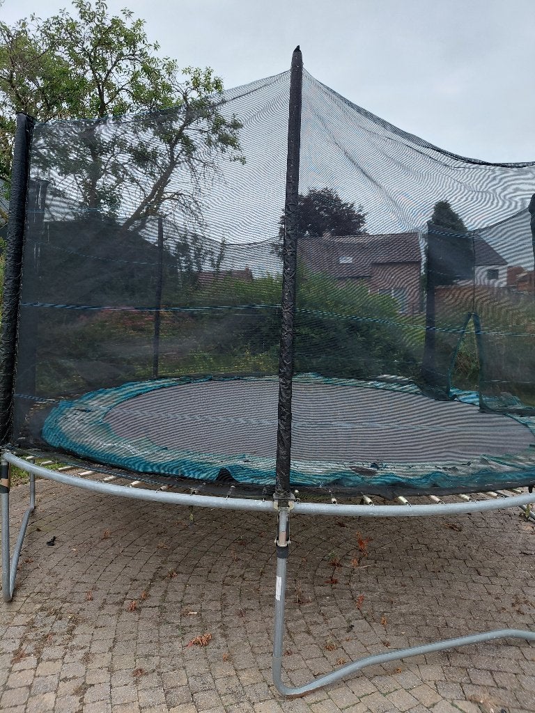 Gratis trampoline diameter 4m., Kinderen en Baby's, Speelgoed | Buiten | Trampolines, Ophalen, Gebruikt