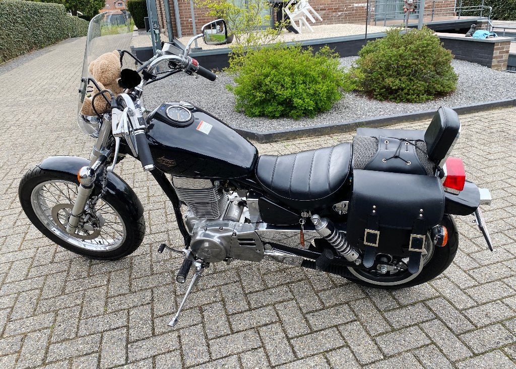 MOTOR SUZUKI SAVAGE 650 CC, Motos, Occasion, Chopper, Particulier, Permis Moto A2 minimum