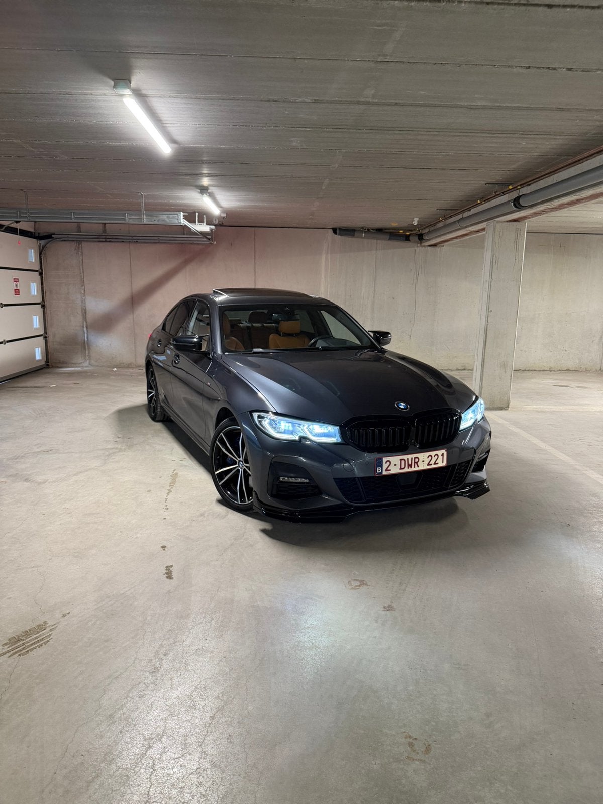 BMW 330e xDrive M packet | Full Option | 292 PK | BTW-wagen