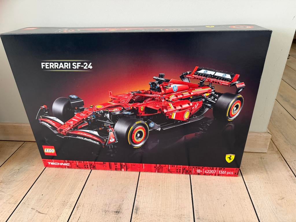 Lego 42207 Ferrari F1 technic, Lego, Ophalen of Verzenden, Zo goed als nieuw, Compleet