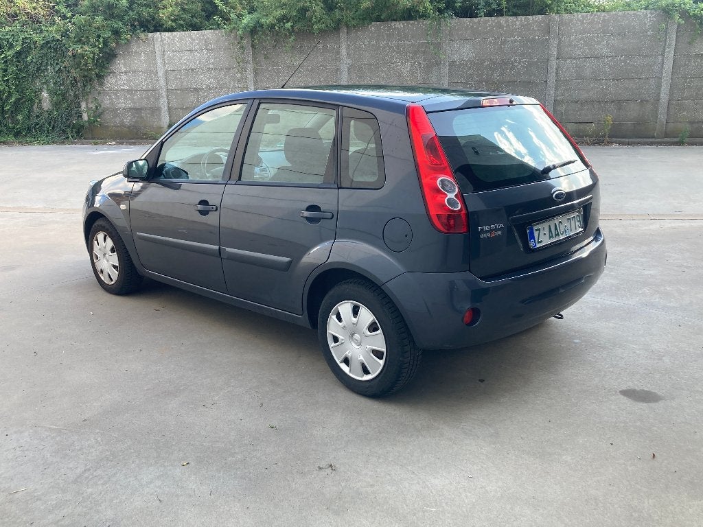 Ford Fiesta 1.3benzine 2008 met 98000km*airco*garanti*lez ok, Auto's, Stof, 4 cilinders, Bedrijf, Grijs