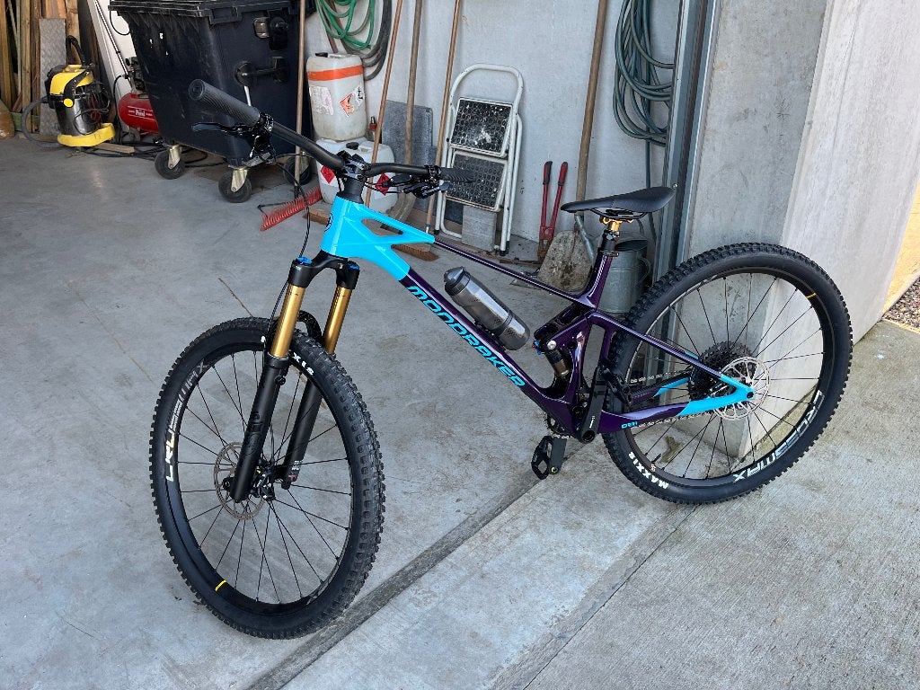 VTT MONDRAKER RAZE CARBON RR 2023, Fietsen en Brommers, 45 tot 49 cm, Zo goed als nieuw, Schijfrem, Ophalen