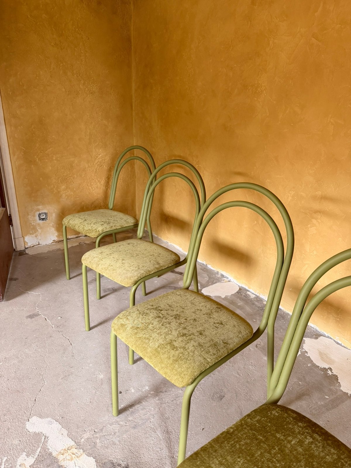 Retro organische metalen stoelen set van 4, Huis en Inrichting, Ophalen, Zo goed als nieuw