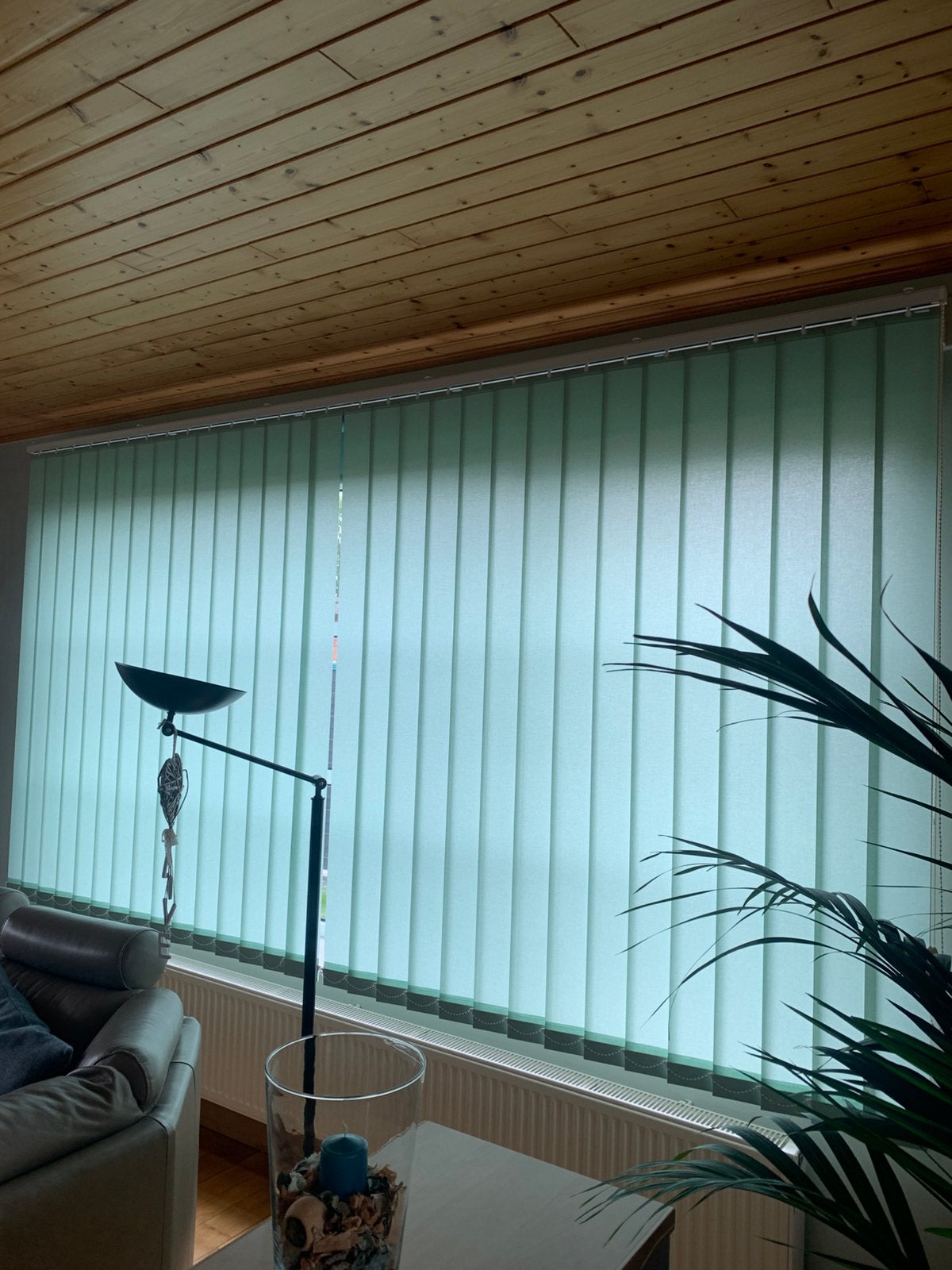 Lichtgroene lamellen met witte rail en afstandsbeugels, Ophalen, Gebruikt