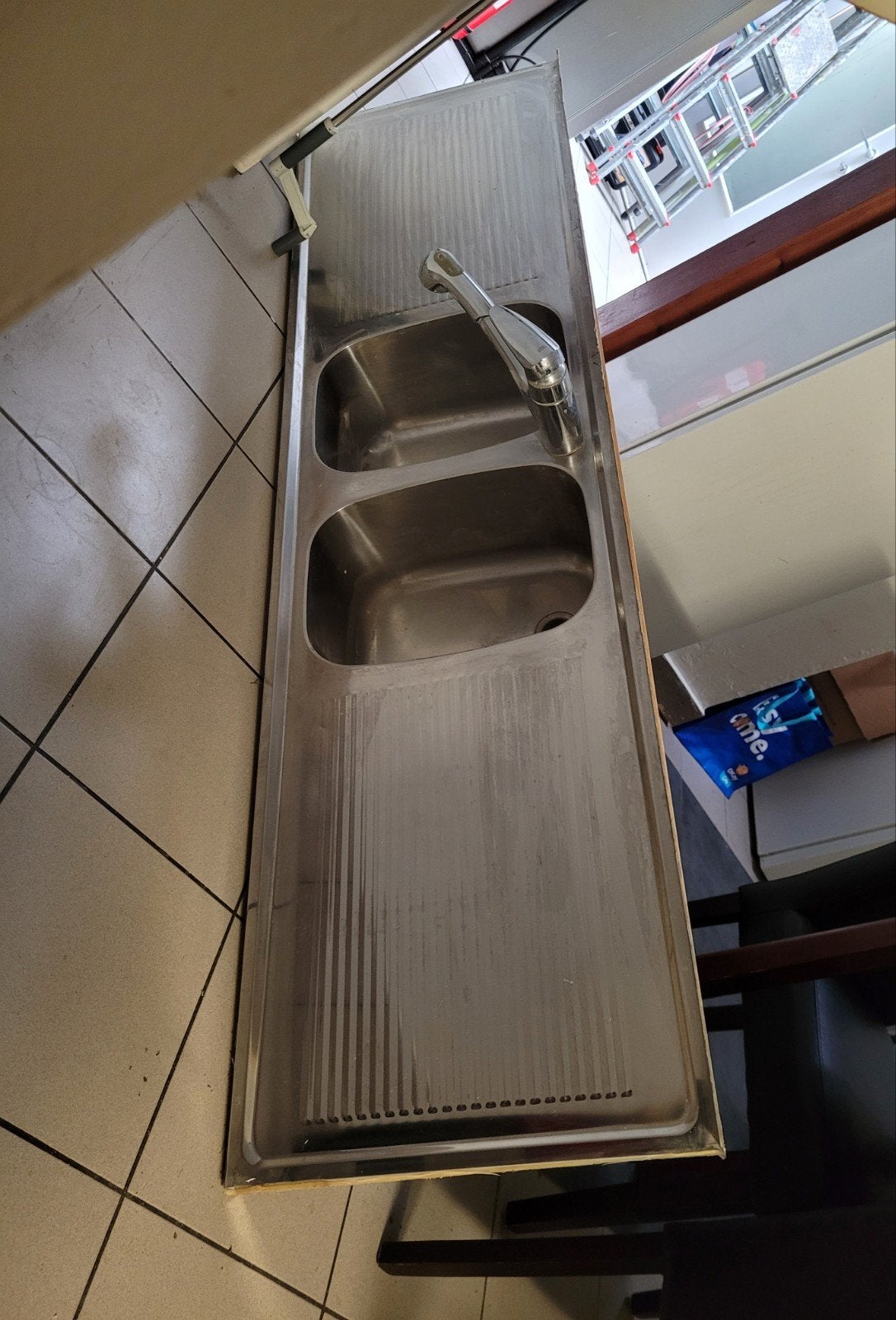 evier inox professionel avec robinet douche double bacs, Enlèvement