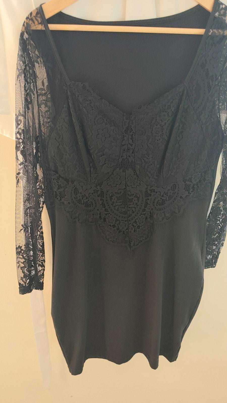 robe noire a dentelle, Kleding | Dames, Ophalen, Zo goed als nieuw, Maat 42/44 (L), Zwart
