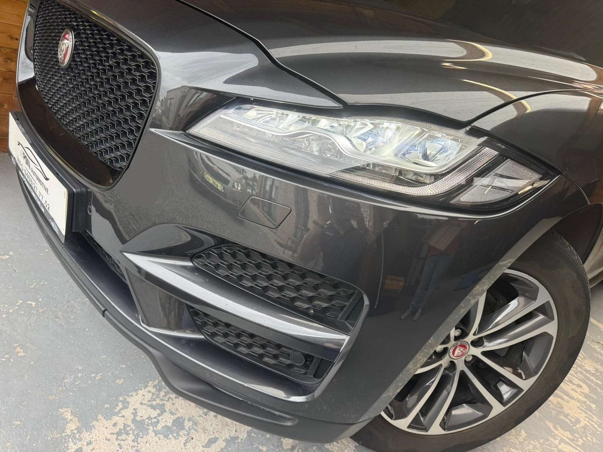 Jaguar F-Pace 1e Eig. * Panodak * Leder * Navi * Garantie Ja, Auto's, Automaat, Dealer onderhouden, 4 cilinders, Bedrijf