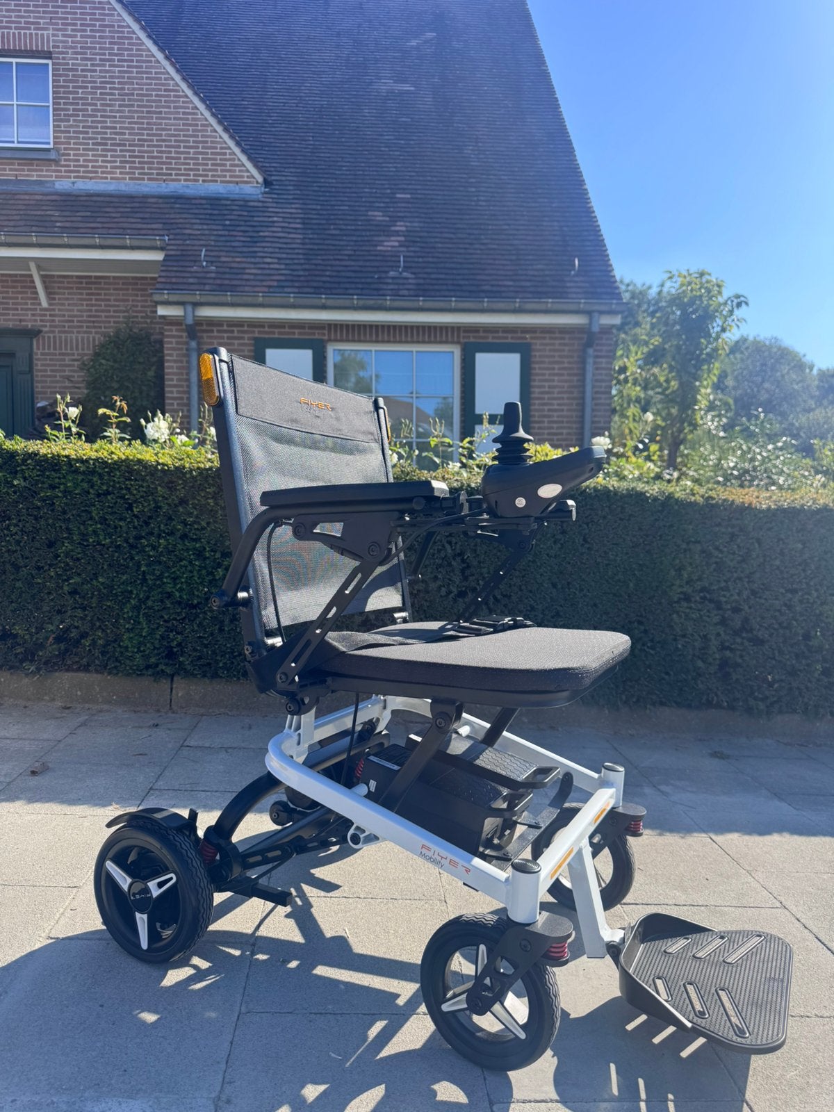 État Neuf léger FR16 — Fauteuil électrique Chaise roulante, Enlèvement ou Envoi, Pliant, Neuf, Fauteuil roulant électrique