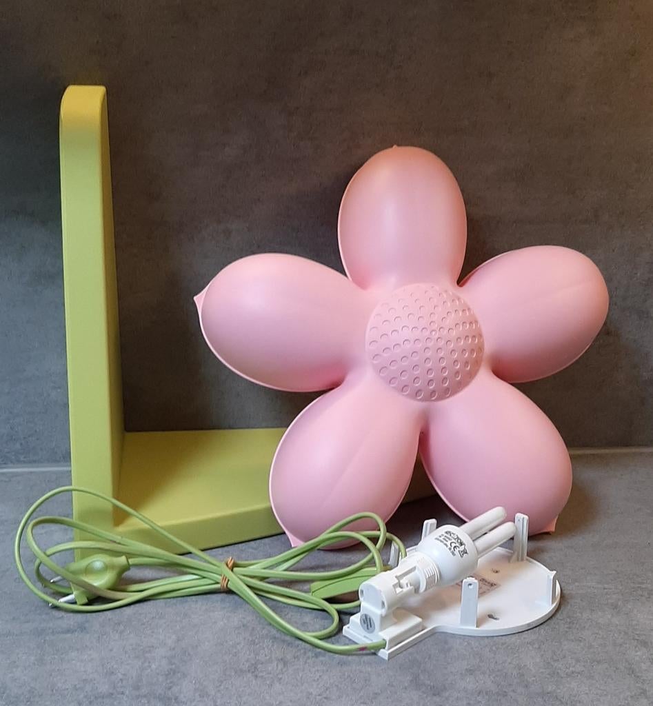Ikea/bloemenlamp + boekenplank, Enlèvement ou Envoi, Utilisé, Lampe