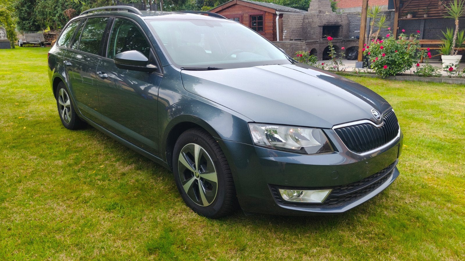 Skoda Octavia 1.6 TDI Trendline 81 kw
Année 2017
Kilomètres, Argent ou Gris, Achat, Euro 6, Entreprise