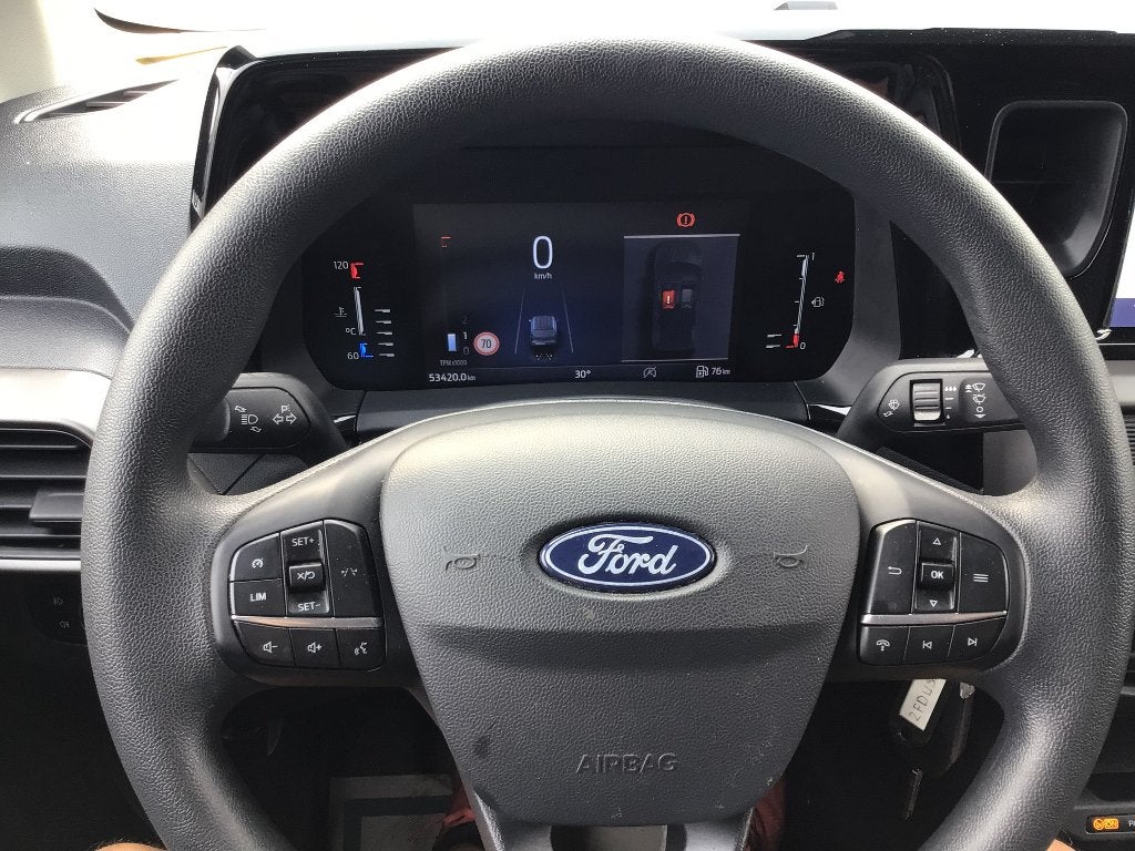ford courier benzine 2025 53000km 100pk 14800e ex, Auto's, Stof, Euro 6, Parkeersensor, Zwart