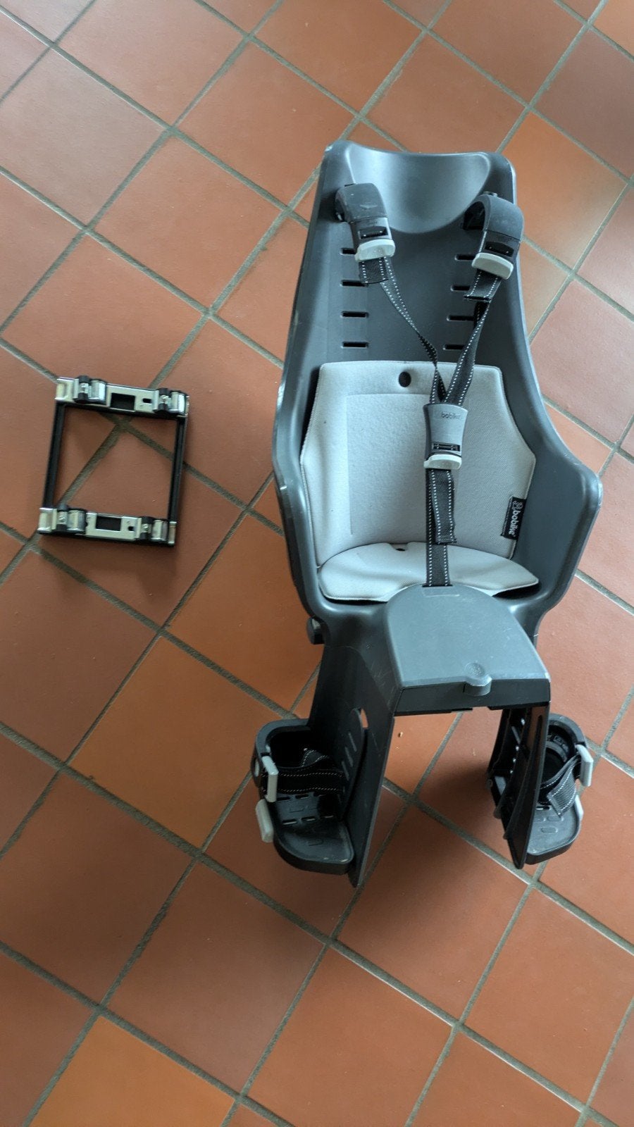 Siège vélo bobike, Hobby en Vrije tijd, Modelbouw | Radiografisch | Auto's, Ophalen