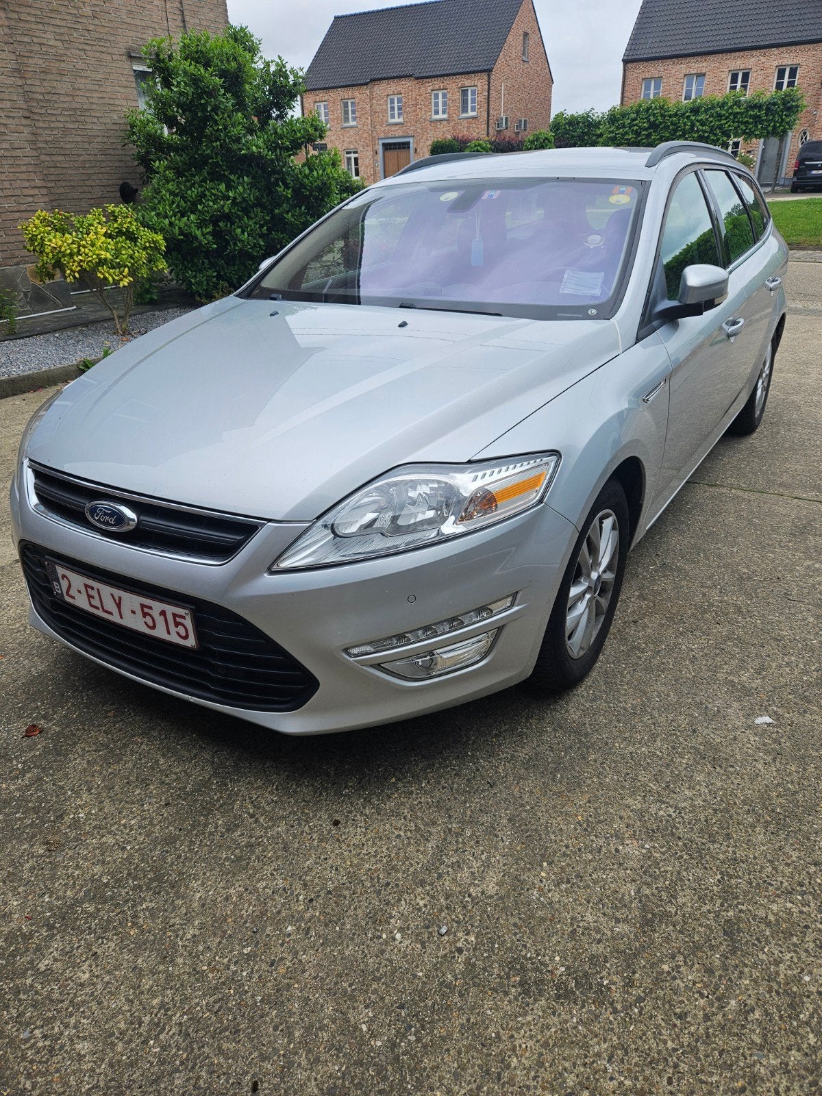 Ford mondeo 1.6, Auto's, Ford, Euro 5, Stof, Zwart, 4 cilinders