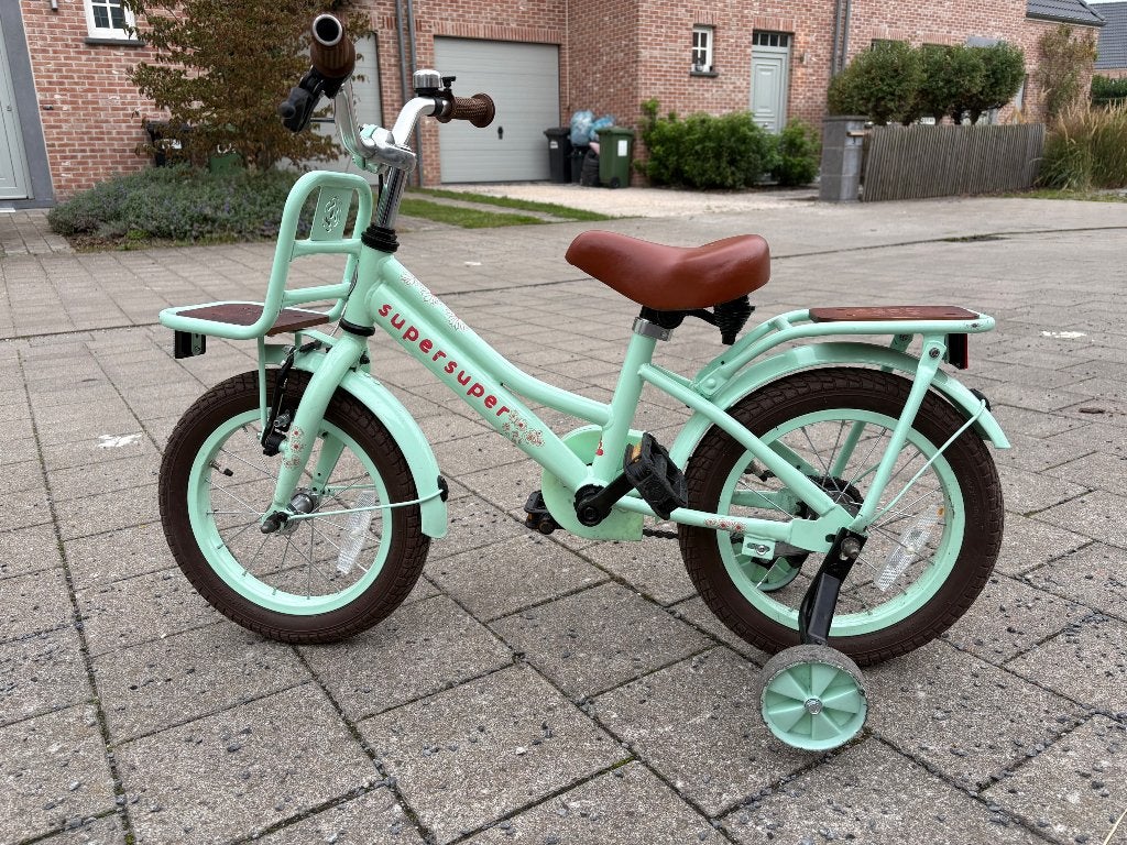 Kinderfiets - SuperSuper 14 inch, Fietsen en Brommers, Ophalen, Terugtraprem, Zijwieltjes, Gebruikt
