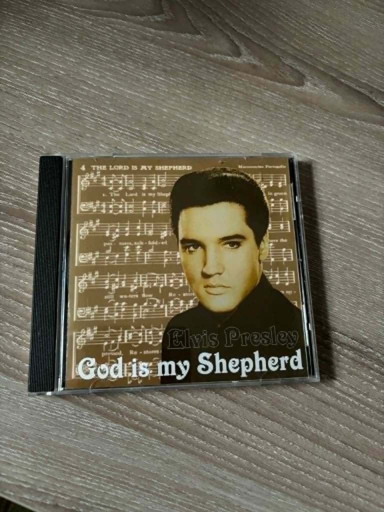 Elvis bootleg cd, God is my shepherd van het Wolf call label, Ophalen of Verzenden, Zo goed als nieuw, Rock-'n-Roll