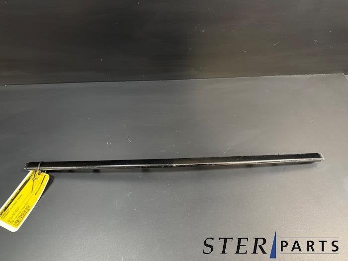 Sierstrip van een Mercedes C-Klasse, Gebruikt, -, Ophalen of Verzenden, -