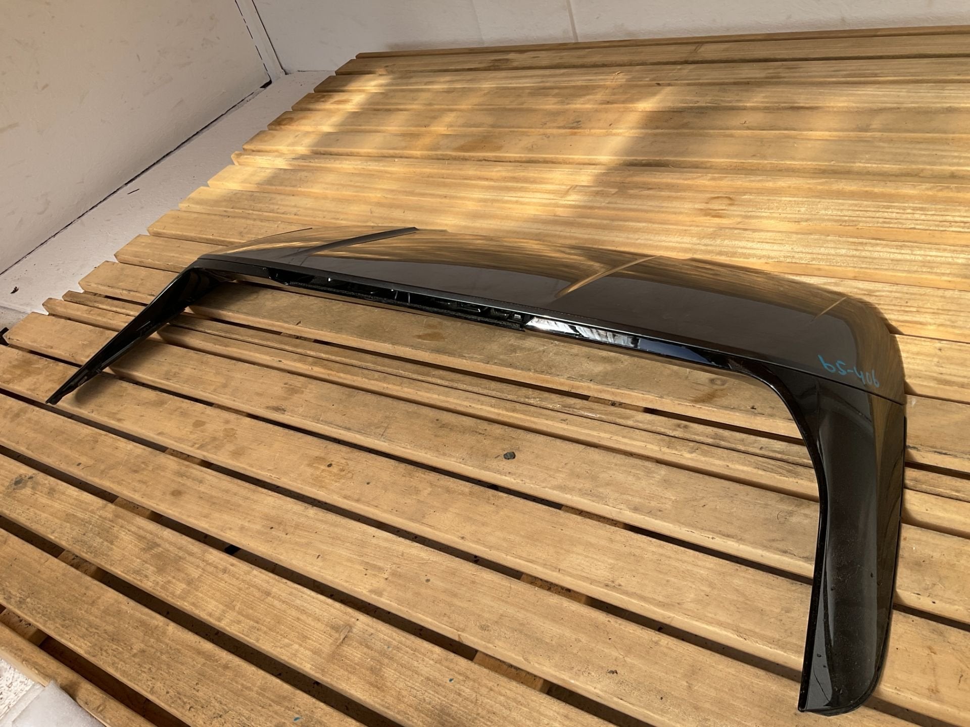 Achterklep Spoiler BMW 1 serie F40 F70 MPakket M-Pakket Spor, Petuelring 130
80788  Munich, DE, Gebruikt, Info@bmw.de, BMW