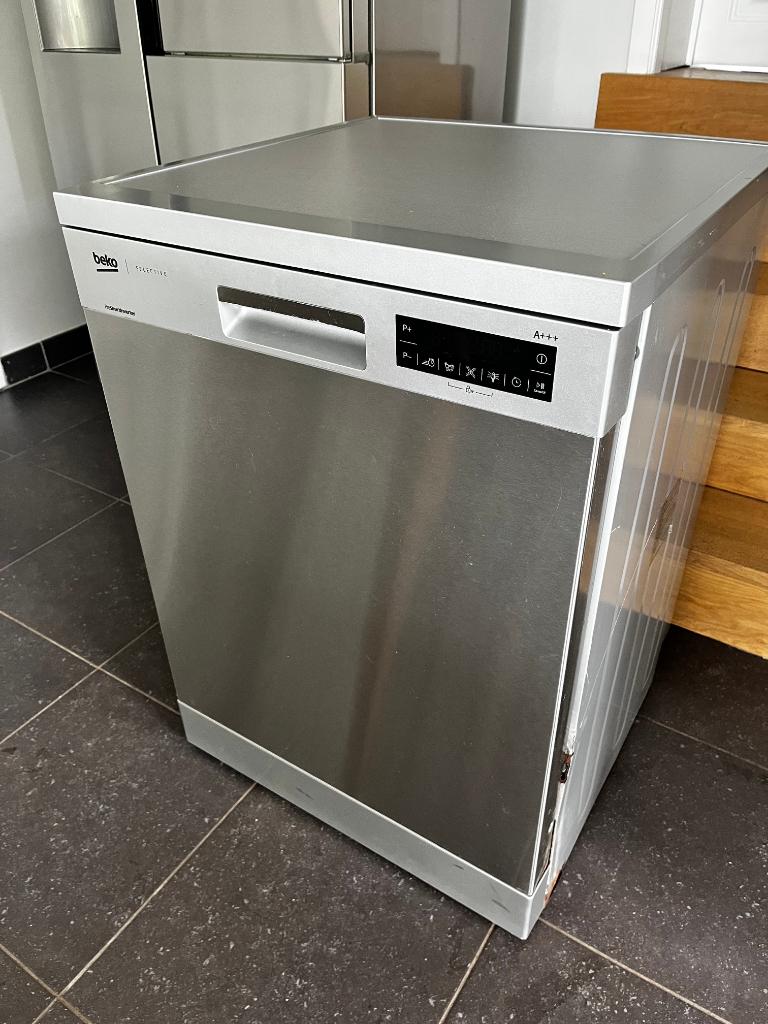 Lave-vaisselle pose libre Beko DFN28430X, Electroménager, Moins de 10 litres, Enlèvement, Utilisé, 45 à 60 cm