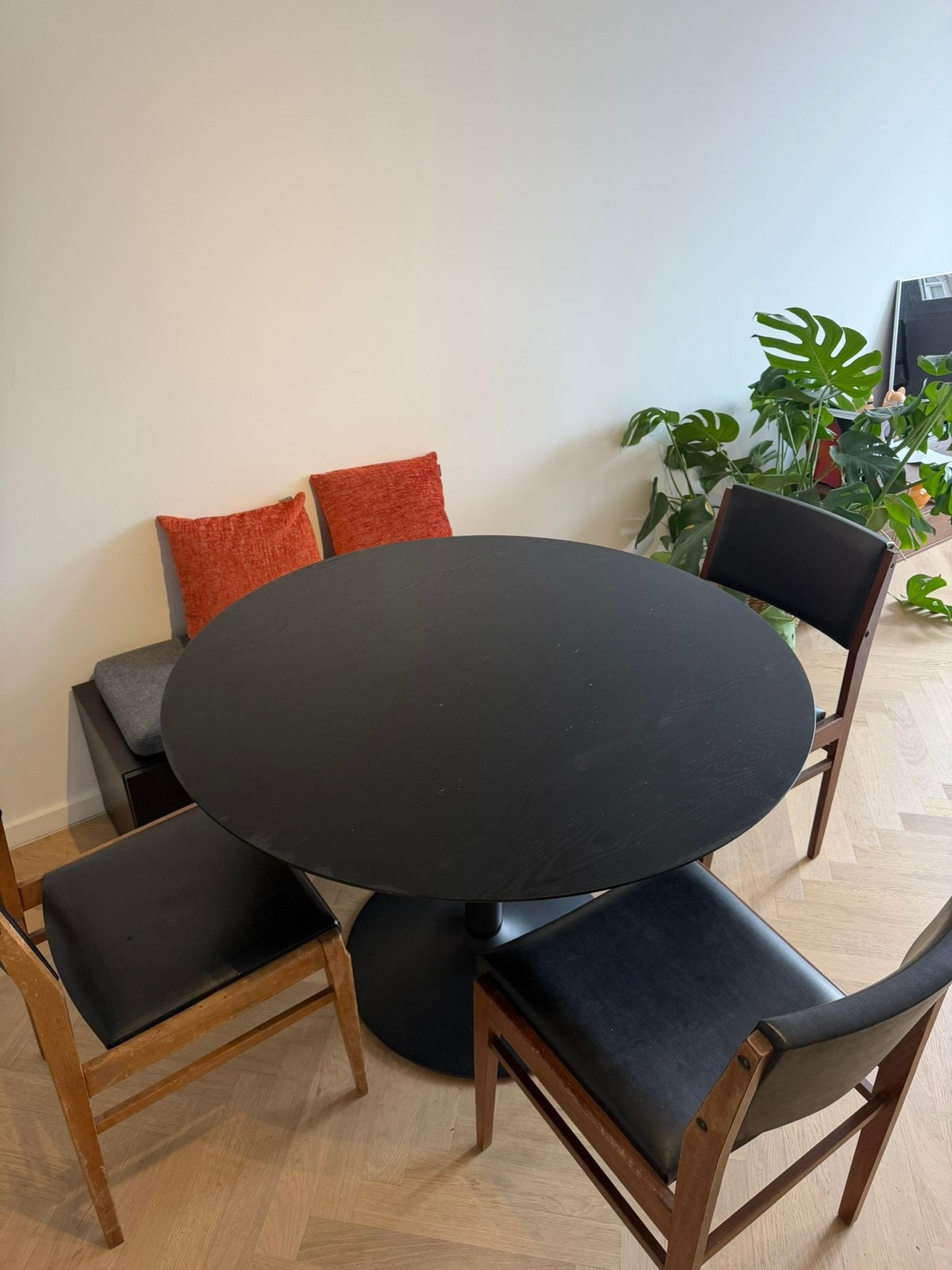 Ronde eettafel, Huis en Inrichting, Complete eetkamers, Ophalen, Gebruikt, 4 tot 6 stoelen