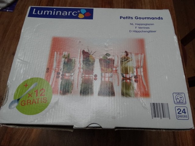 Luminarc Petits Gourmands 4 fois 6 verrine + 12 cuillères, Enlèvement, Comme neuf, Autres types