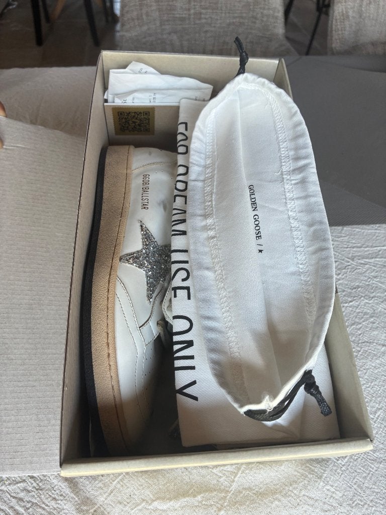 Sneaker Golden Goose, Vêtements | Femmes, Chaussures, Sneakers et Baskets, Comme neuf, Golden Goose, Blanc