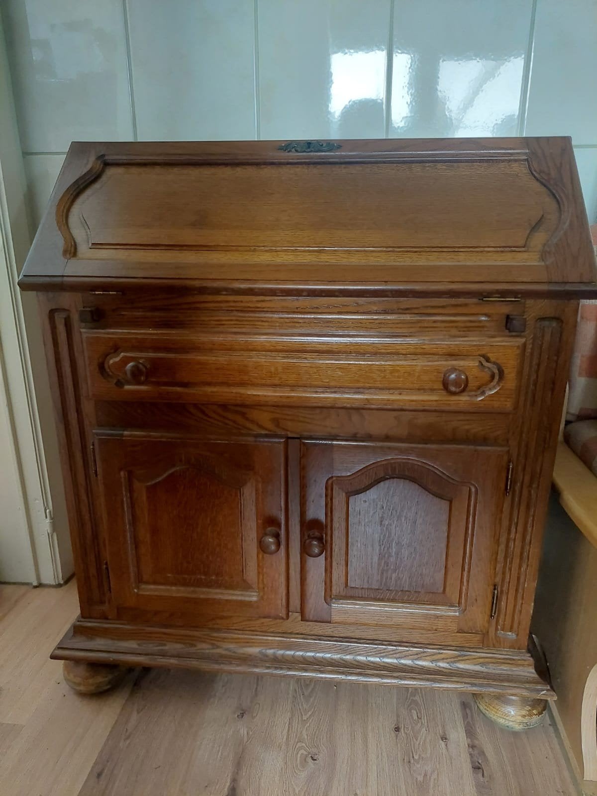 bureau kast, Ophalen