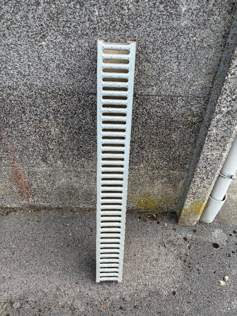 Terras afvoergoot, Doe-het-zelf en Bouw, Ophalen, Minder dan 20 mm, Nieuw, Minder dan 2 meter