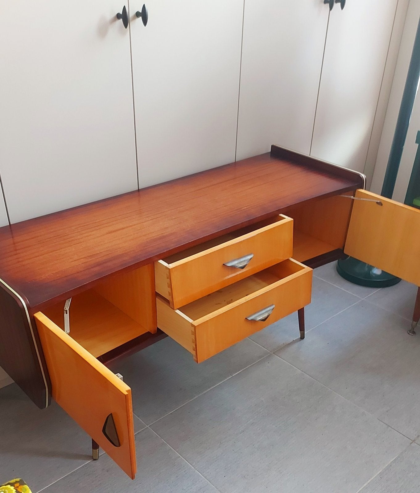vintage dressoir, Ophalen, Huis en Inrichting