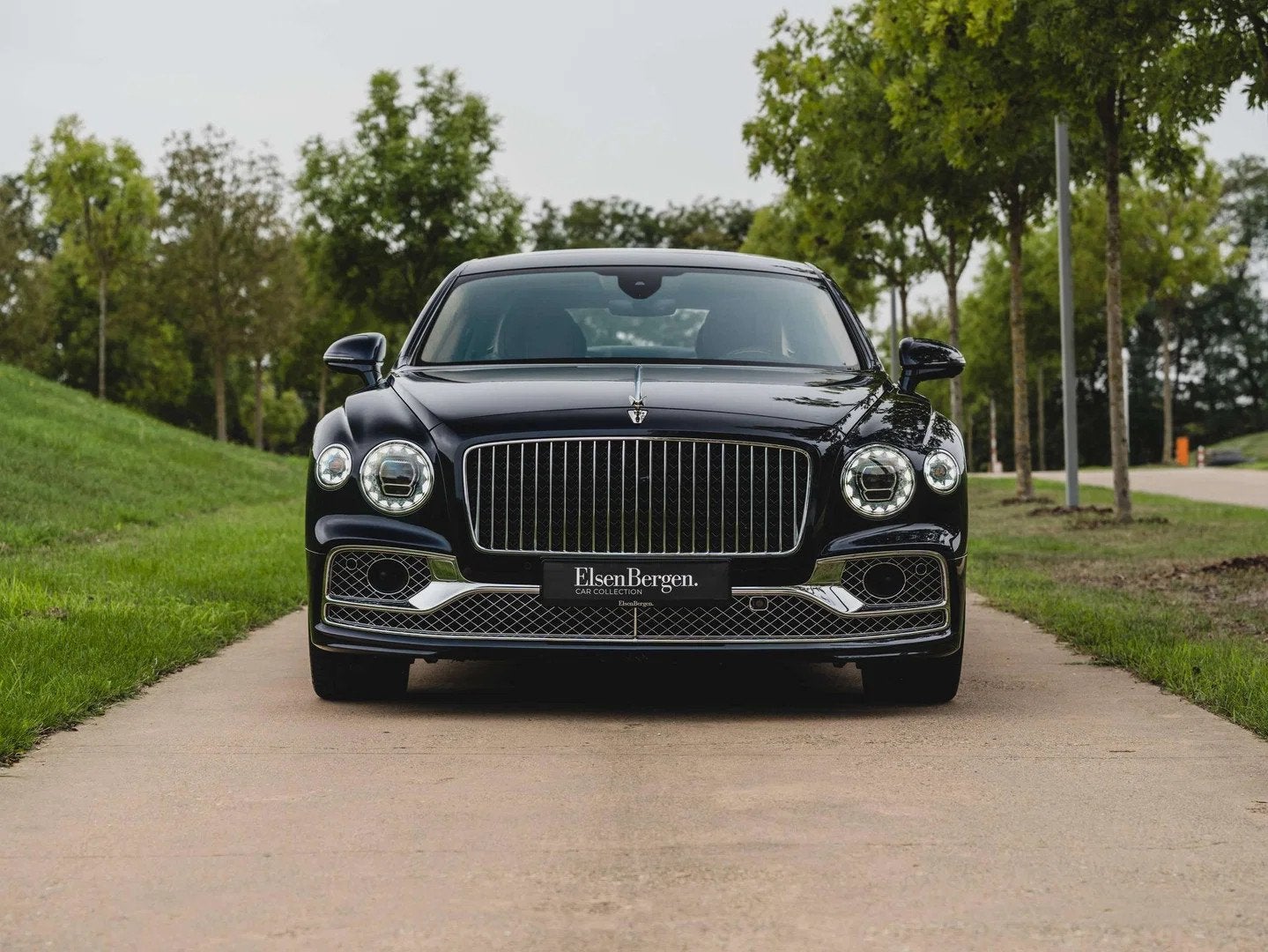 Bentley Flying Spur AZURE HYBRID - 4 SEAT - TOURING SPECIFIC, Auto's, Automaat, Gebruikt, Euro 6, 544 pk