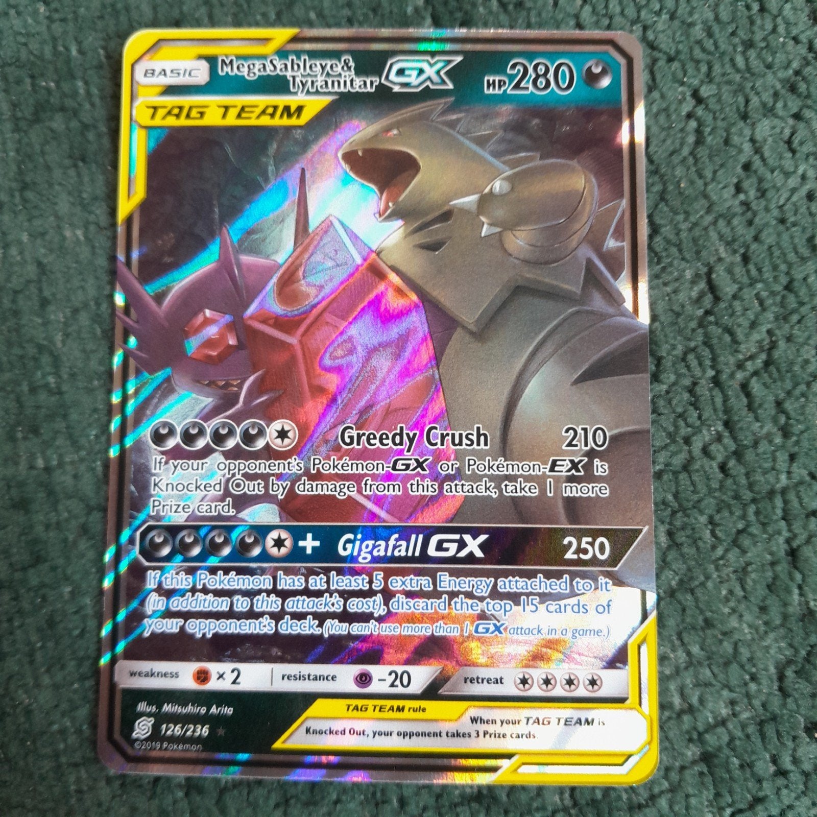 Mega Sableye & Tyranitar GX (UNM 126), Ophalen of Verzenden, Zo goed als nieuw, Losse kaart, Foil