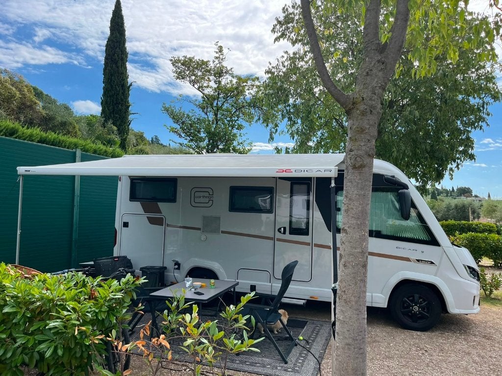 Carthago C2-Tourer | 141 KB-LE 2026 | Mercedes 170 ch | TVA, Jusqu'à 4, Entreprise, Diesel, Siège en L