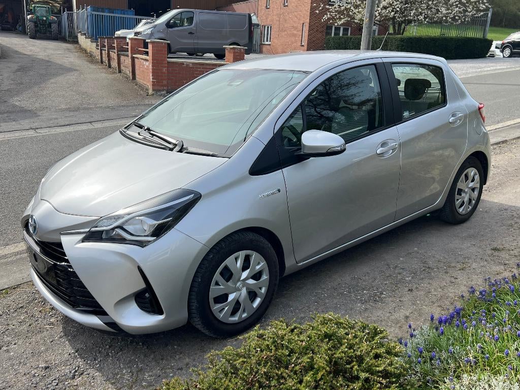 toyota yaris hybride, Argent ou Gris, Achat, Euro 6, Entreprise