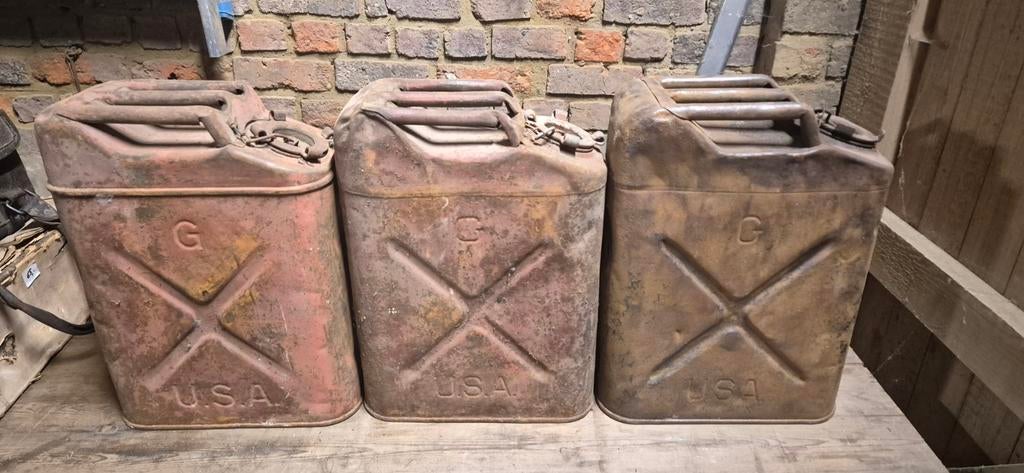 Lot 3 US jerrycans 1943 1944, Verzamelen, Verzenden, Landmacht, Overige typen