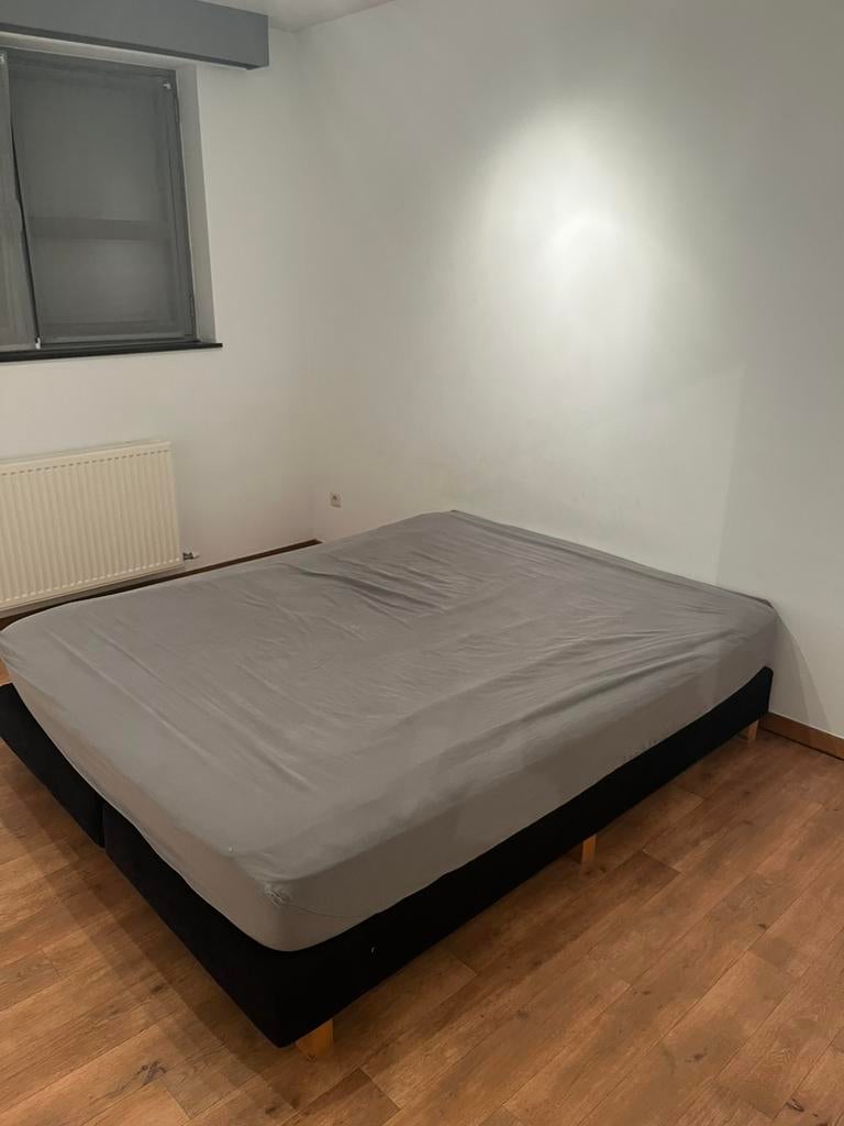 Gratis twee persoonsbed, Ophalen, Zo goed als nieuw