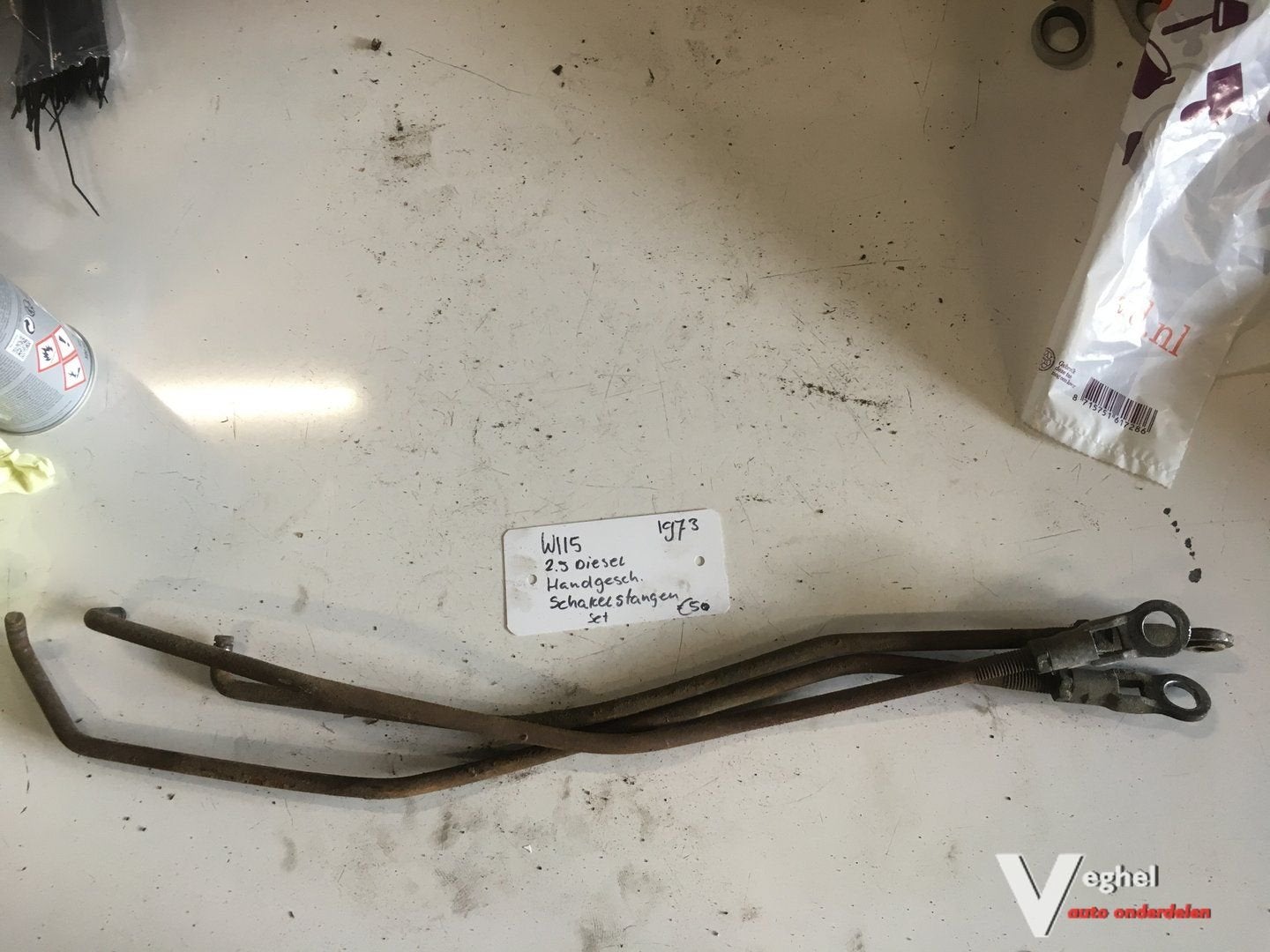 Mercedes W115 1973 2.5 diesel Handgeschakeld Schakelstangen, Gebruikt, -, -, Ophalen of Verzenden