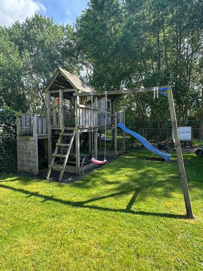 Groot Speeltoestel (5,2m x 5,1m), Enfants & Bébés, Jouets | Extérieur | Aires de jeux, Enlèvement, Bac à sable